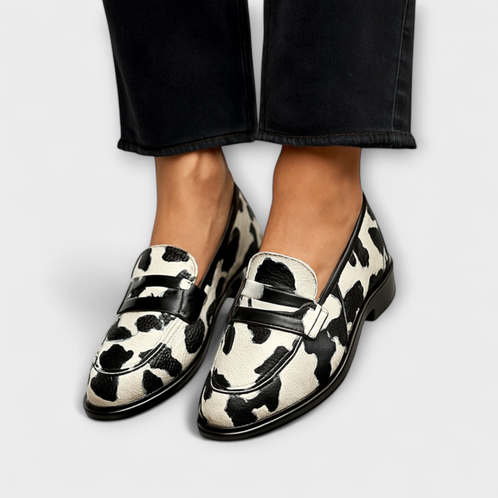 Victoria - Bold Moccasin