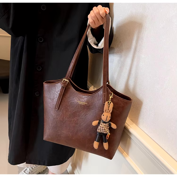 Emma – Sac Tote Vintage en Similicuir avec Porte-Clés