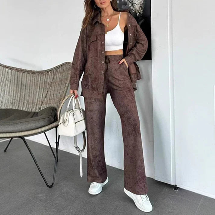 Ensemble Soft Denim : Style Urbain avec une Touche Minimaliste